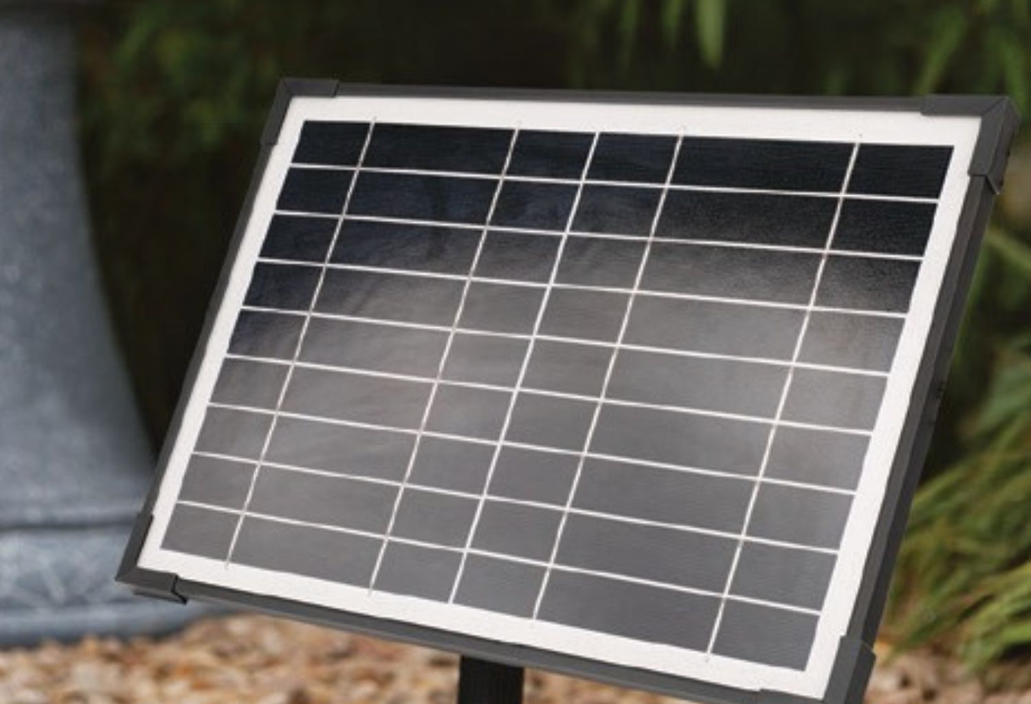 Blagdon Liberty Solar 500 Pond Pump and LED Light